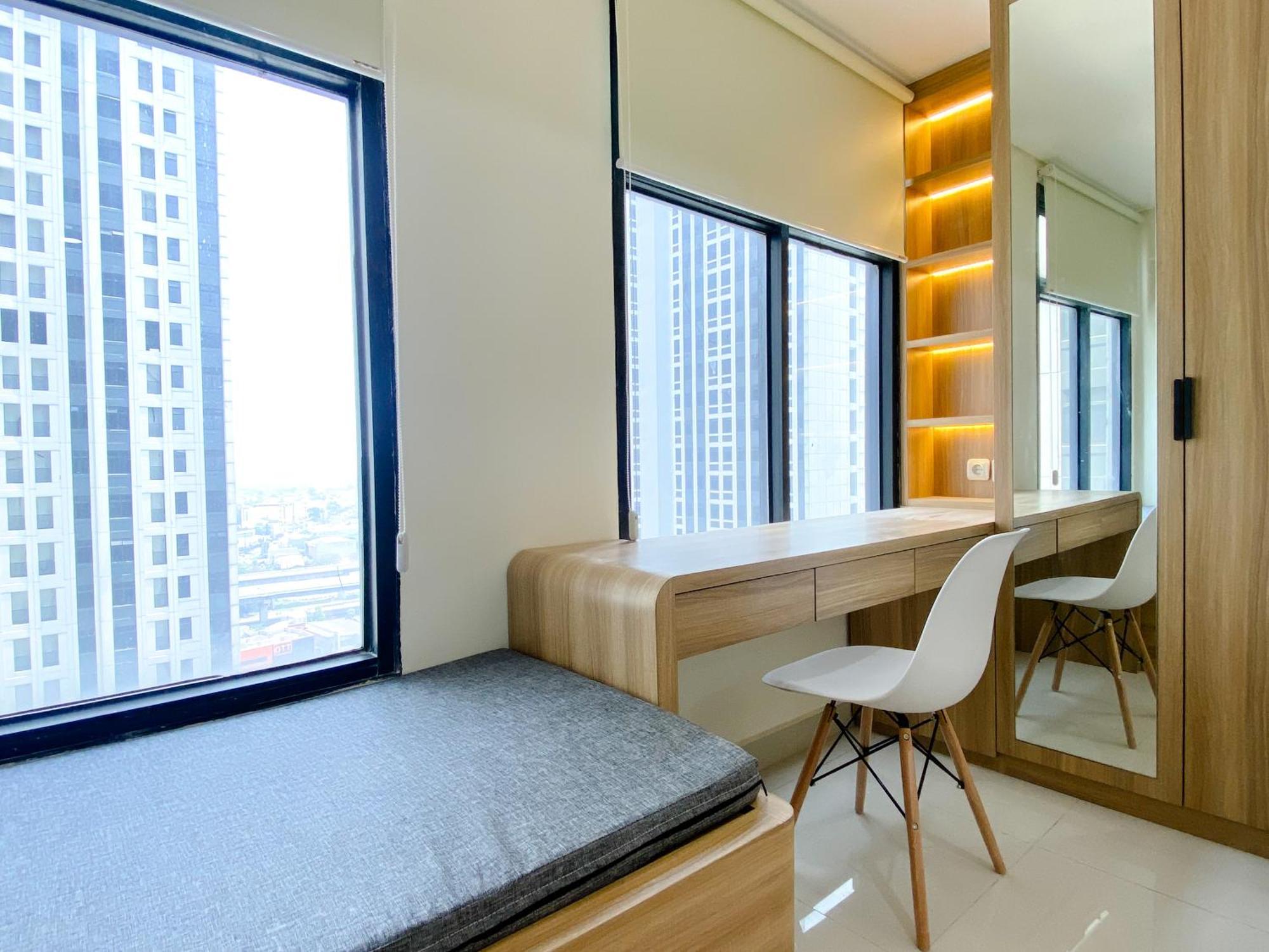 Homey And Warm Studio Room Pollux Chadstone Apartment By Travelio Cikarang Exterior foto